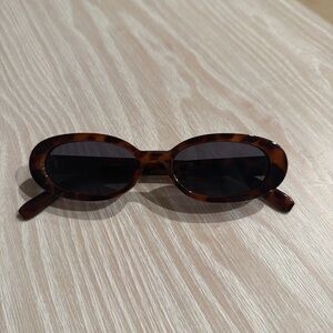 Retro Tortoise Shell Oval Sunglasses